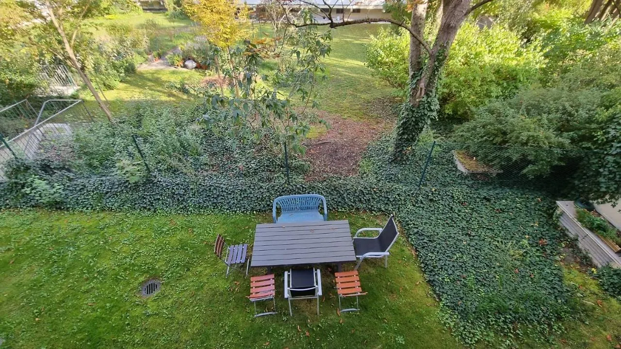 Schwabing Studio With Garden Views München 0*,  Deutschland
